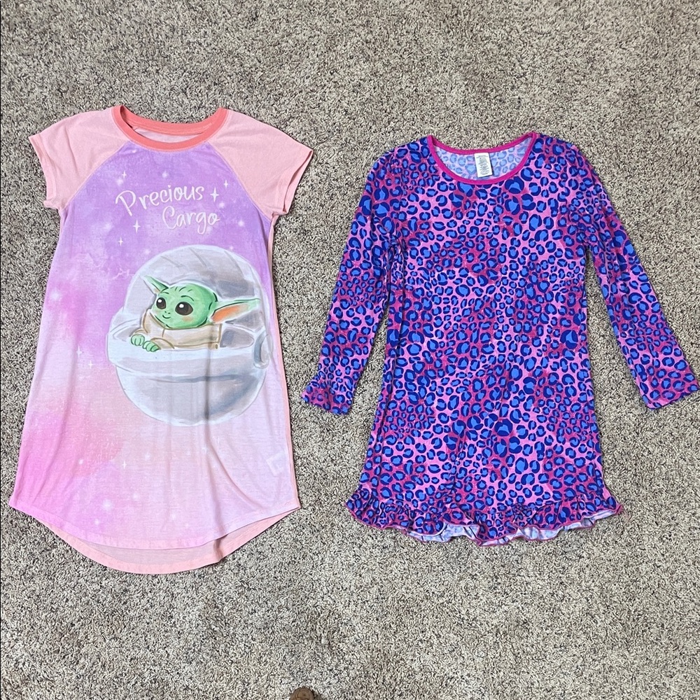 Girls size 10/12 Pink Star Wars and Purple Cheetah Nightgowns